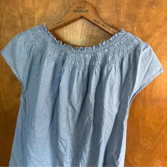 Talbots Large Blue Chambray Smocked Top Boho Cottagecore Fairy Peasant Prairie - Picture 4 of 14